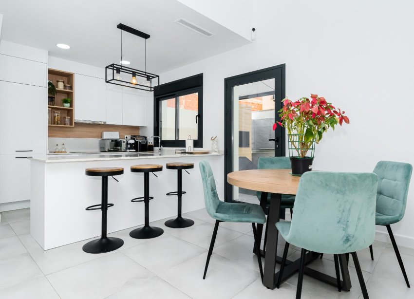 Reventa - Villa - Los Montesinos