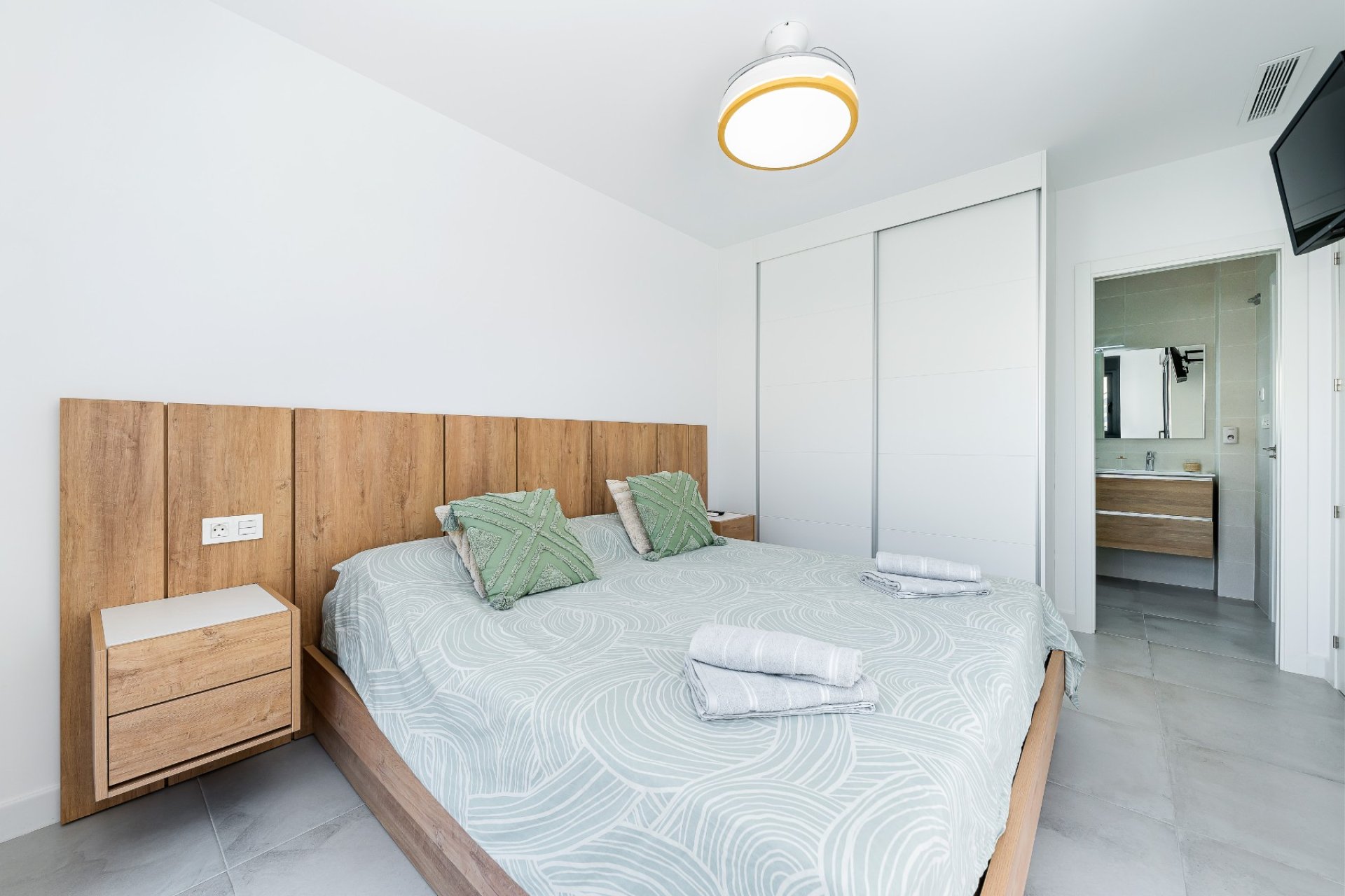 Reventa - Villa - Los Montesinos