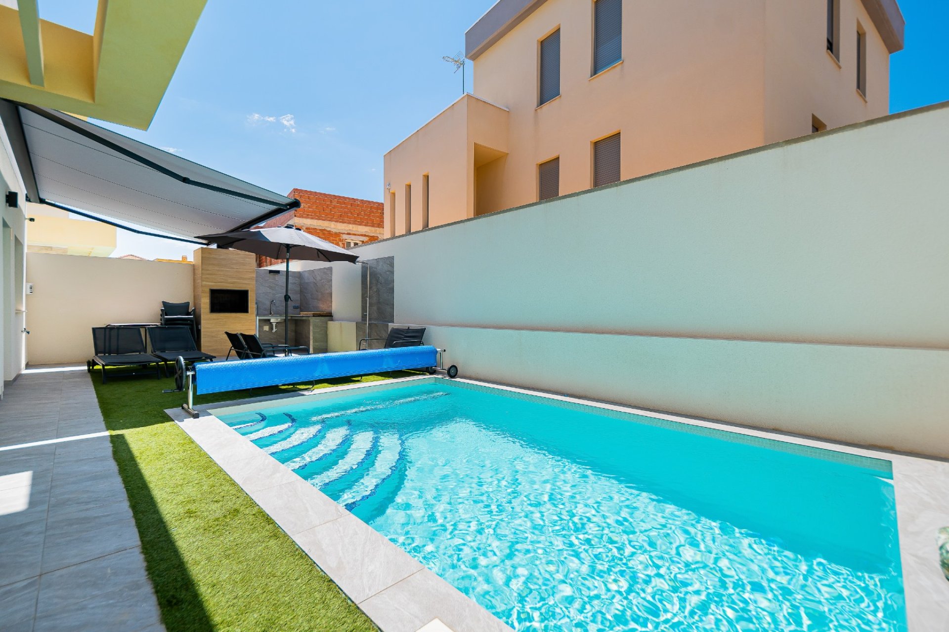 Reventa - Villa - Los Montesinos