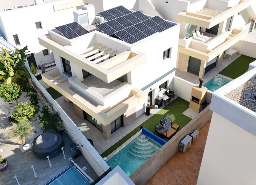 Reventa - Villa - Los Montesinos