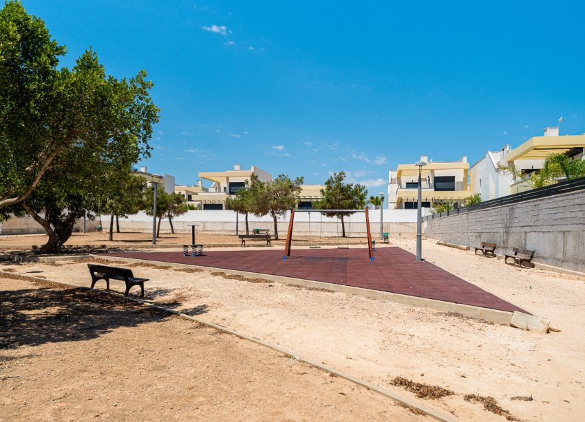 Reventa - Villa - Los Montesinos