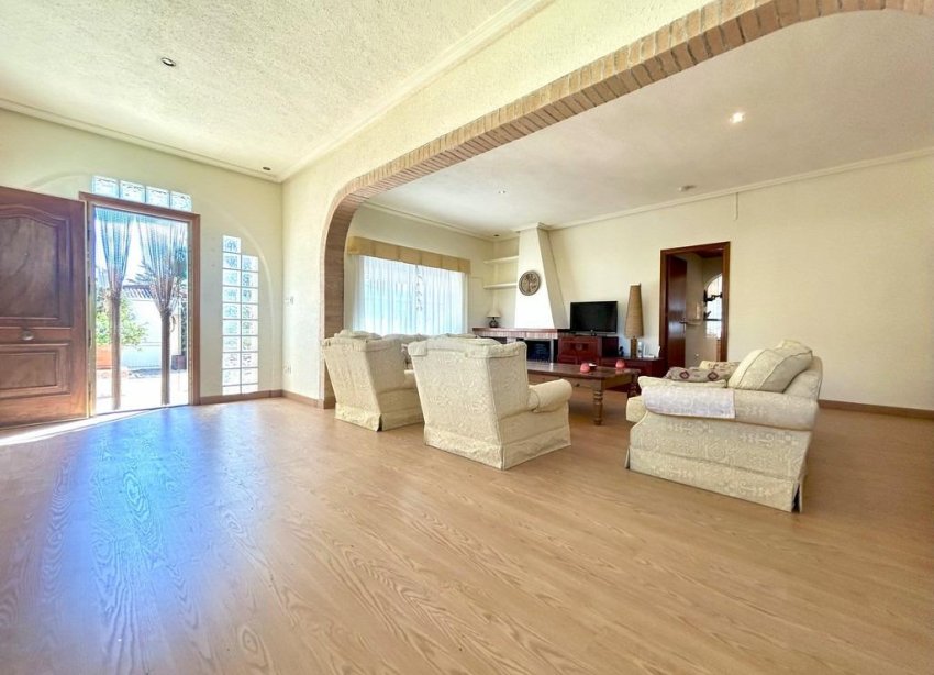 Reventa - Villa - Orihuela Costa - Aguamarina