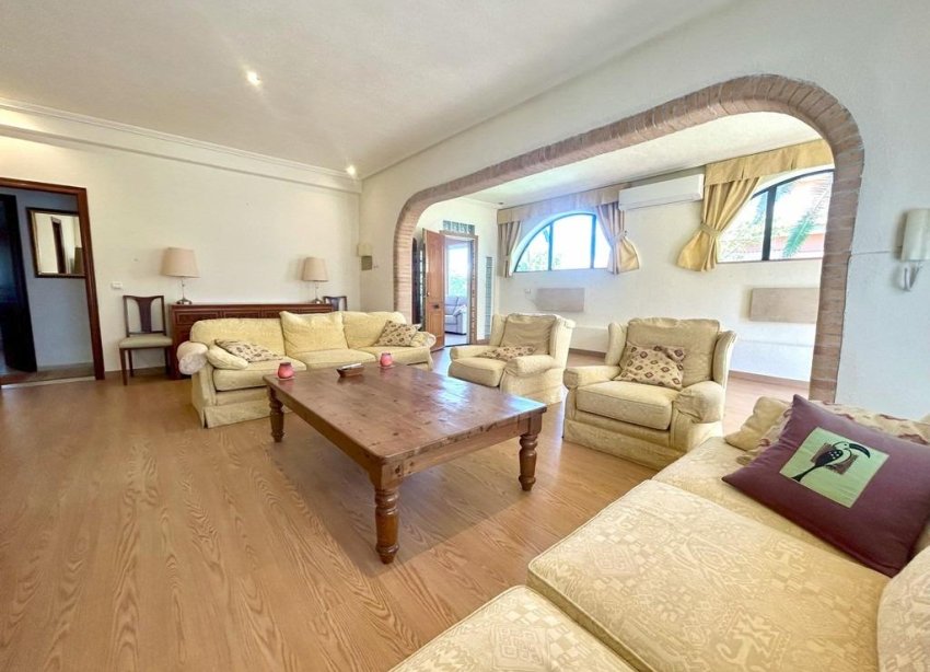 Reventa - Villa - Orihuela Costa - Aguamarina