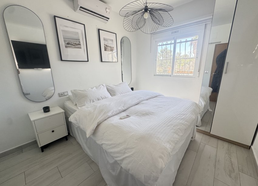 Reventa - Villa - Orihuela Costa - Blue Lagoon