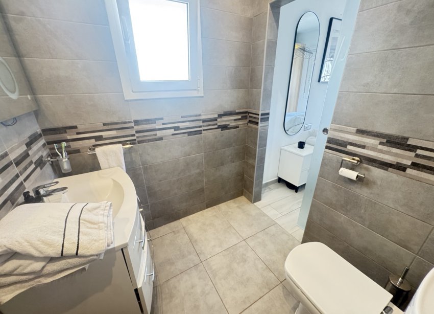 Reventa - Villa - Orihuela Costa - Blue Lagoon