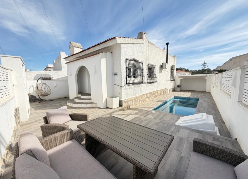 Reventa - Villa - Orihuela Costa - Blue Lagoon