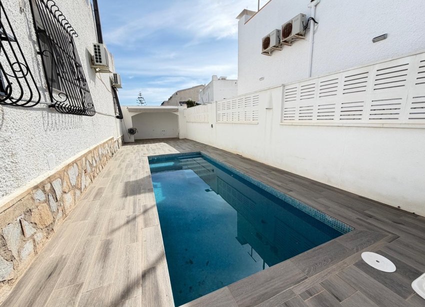 Reventa - Villa - Orihuela Costa - Blue Lagoon