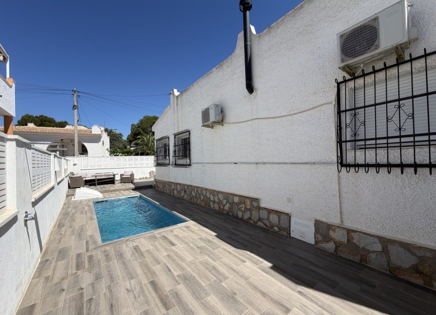 Reventa - Villa - Orihuela Costa - Blue Lagoon