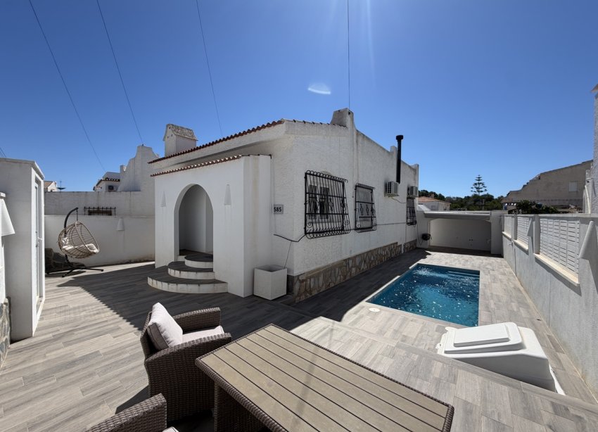 Reventa - Villa - Orihuela Costa - Blue Lagoon