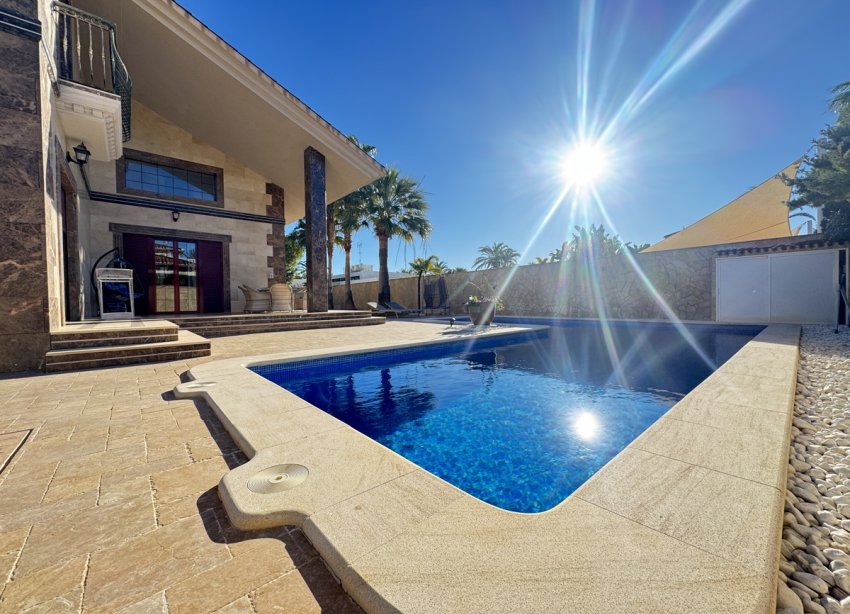 Reventa - Villa - Orihuela Costa - Cabo Roig