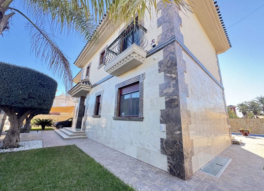 Reventa - Villa - Orihuela Costa - Cabo Roig