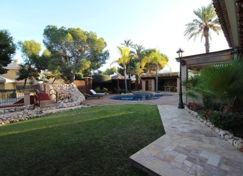 Reventa - Villa - Orihuela Costa - Campoamor
