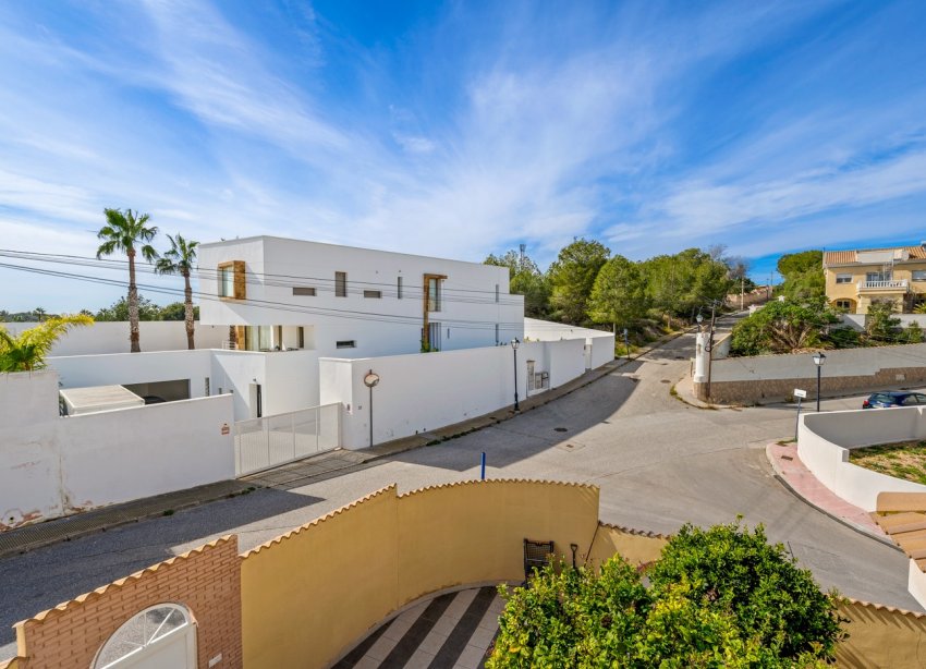 Reventa - Villa - Orihuela Costa - Castillo de Don Juan