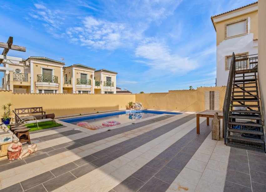 Reventa - Villa - Orihuela Costa - Castillo de Don Juan