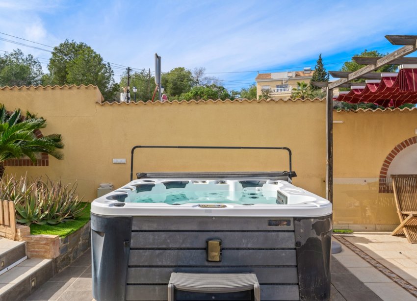 Reventa - Villa - Orihuela Costa - Castillo de Don Juan