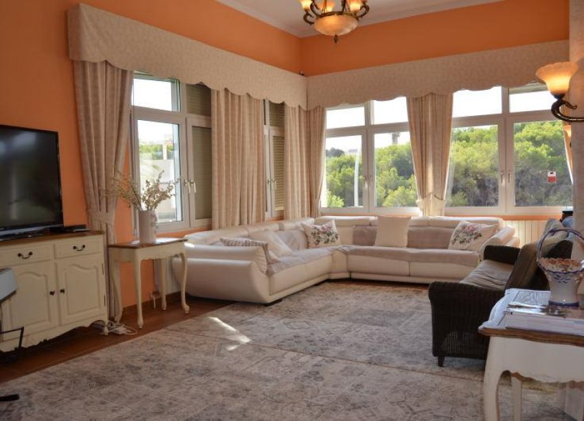 Reventa - Villa - Orihuela Costa - Dehesa De Campoamor