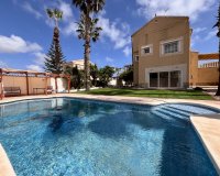 Reventa - Villa - Orihuela Costa - La Zenia