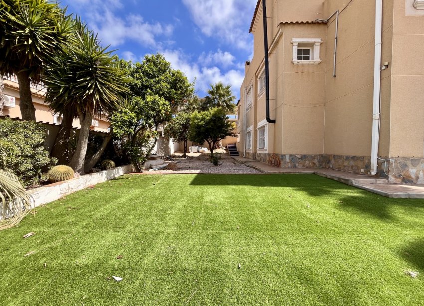 Reventa - Villa - Orihuela Costa - La Zenia