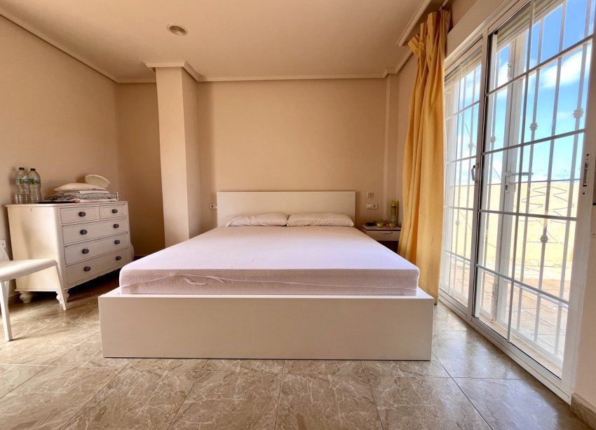 Reventa - Villa - Orihuela Costa - La Zenia