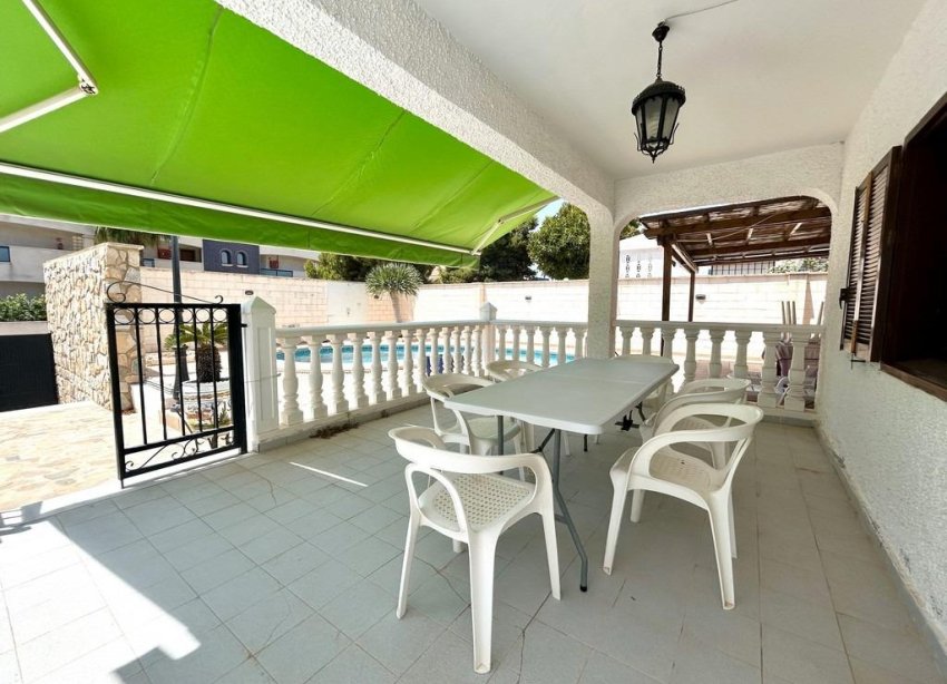 Reventa - Villa - Orihuela Costa - La Zenia
