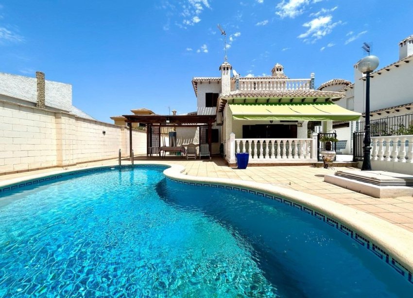 Reventa - Villa - Orihuela Costa - La Zenia
