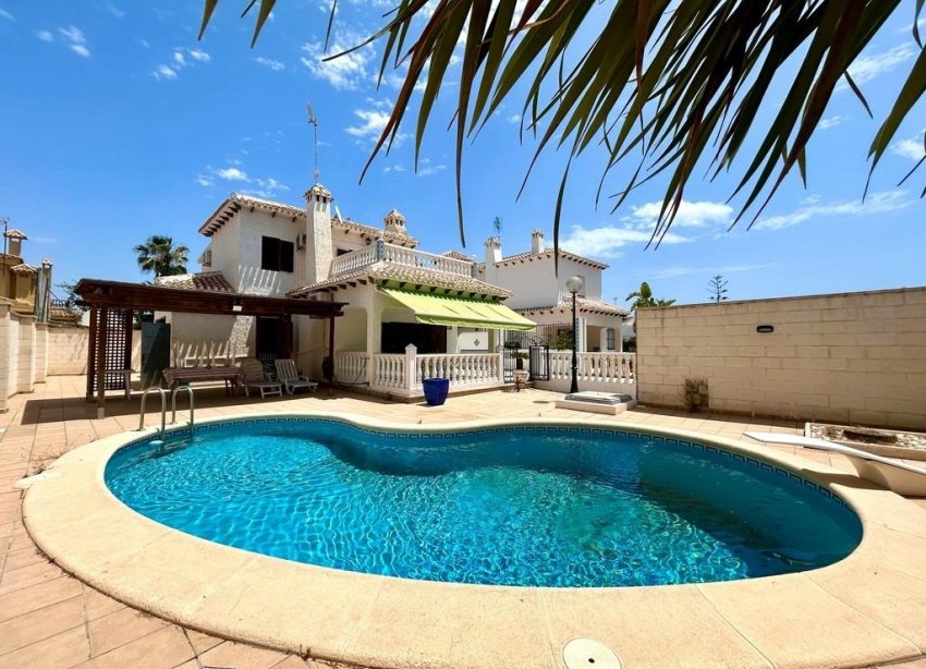Reventa - Villa - Orihuela Costa - La Zenia