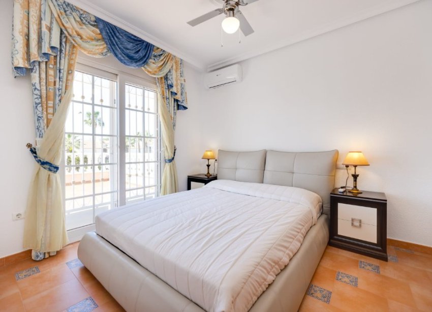 Reventa - Villa - Orihuela Costa - La Zenia