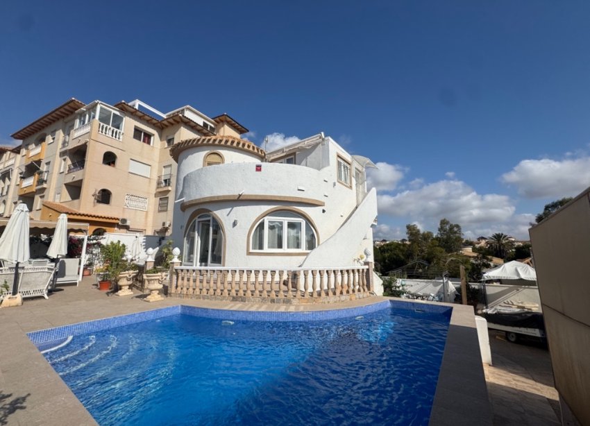 Reventa - Villa - Orihuela Costa - La Zenia