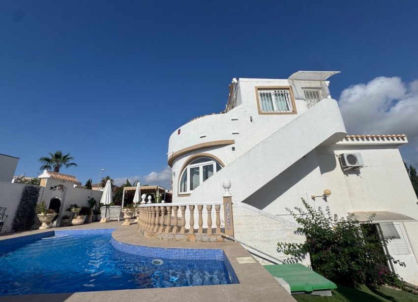 Reventa - Villa - Orihuela Costa - La Zenia