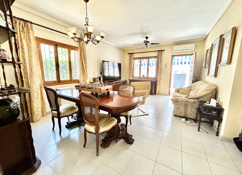 Reventa - Villa - Orihuela Costa - La Zenia