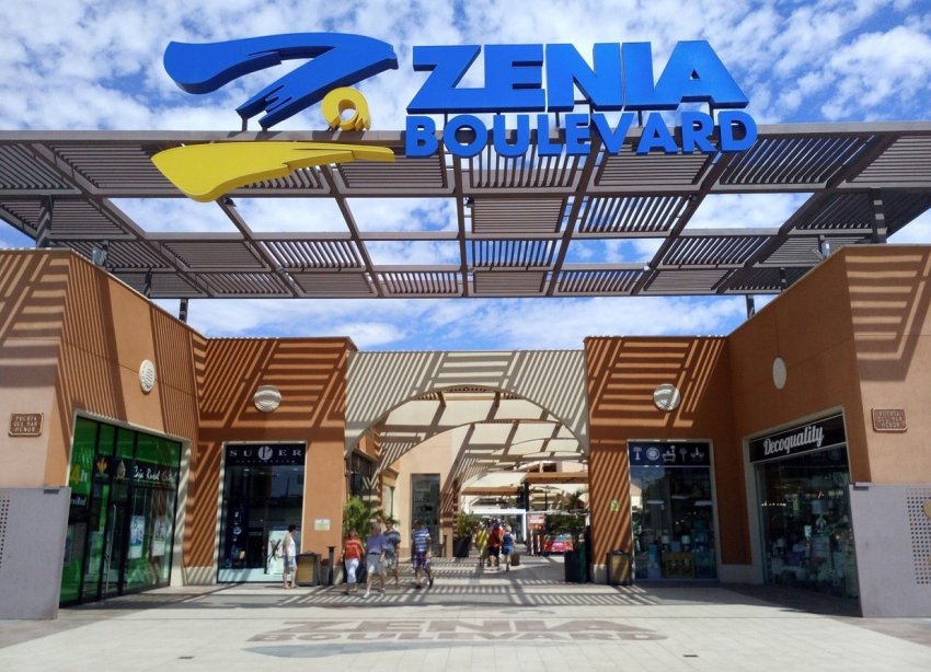 Reventa - Villa - Orihuela Costa - Las Colinas Golf Resort