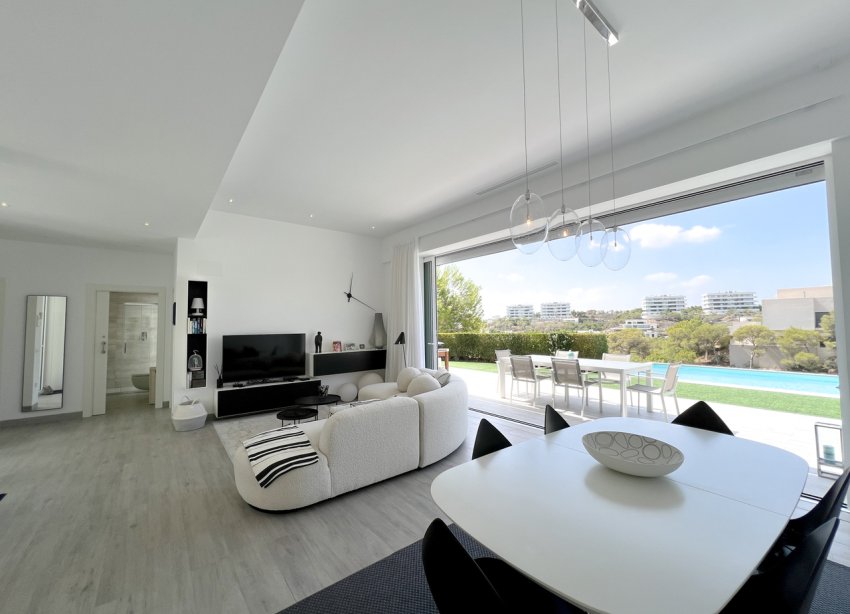 Reventa - Villa - Orihuela Costa - Las Colinas Golf
