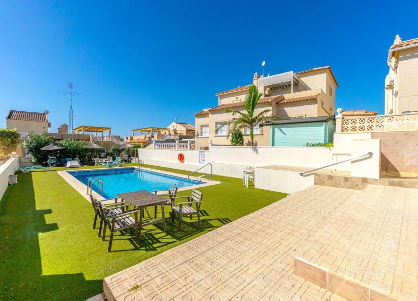Reventa - Villa - Orihuela Costa - Las Filipinas