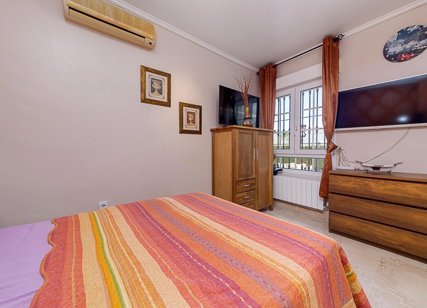 Reventa - Villa - Orihuela Costa - Las Ramblas Golf