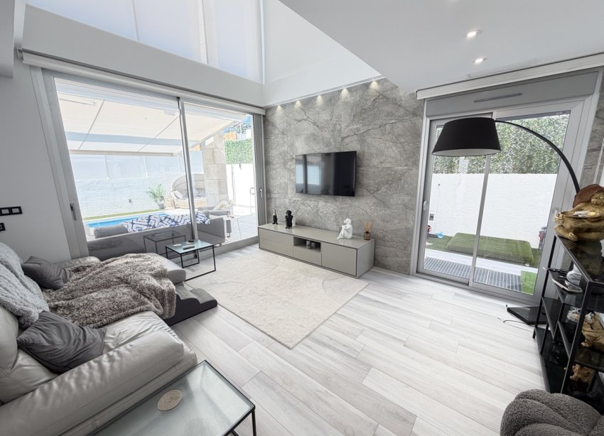 Reventa - Villa - Orihuela Costa - Lomas de Cabo Roig