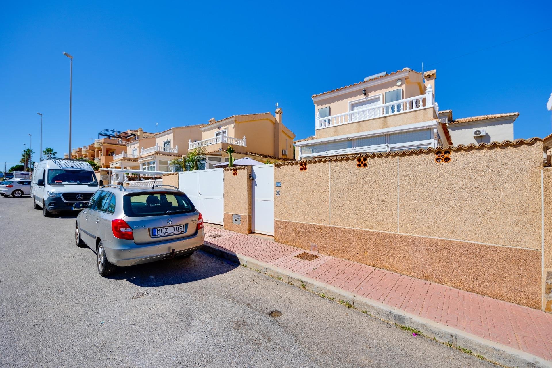 Reventa - Villa - Orihuela Costa - Lomas de Don Juan