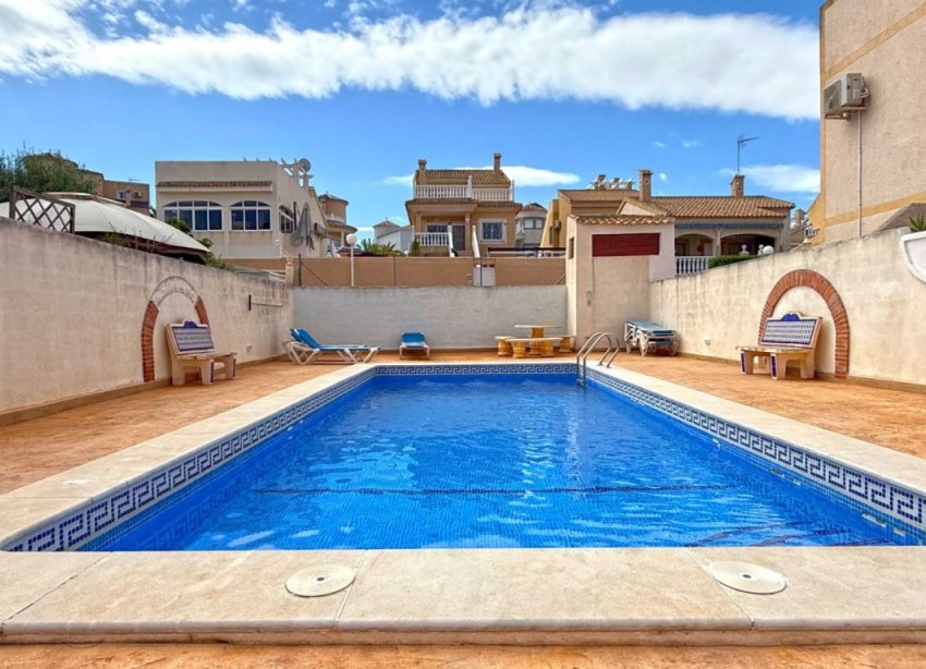 Reventa - Villa - Orihuela Costa - Los Altos