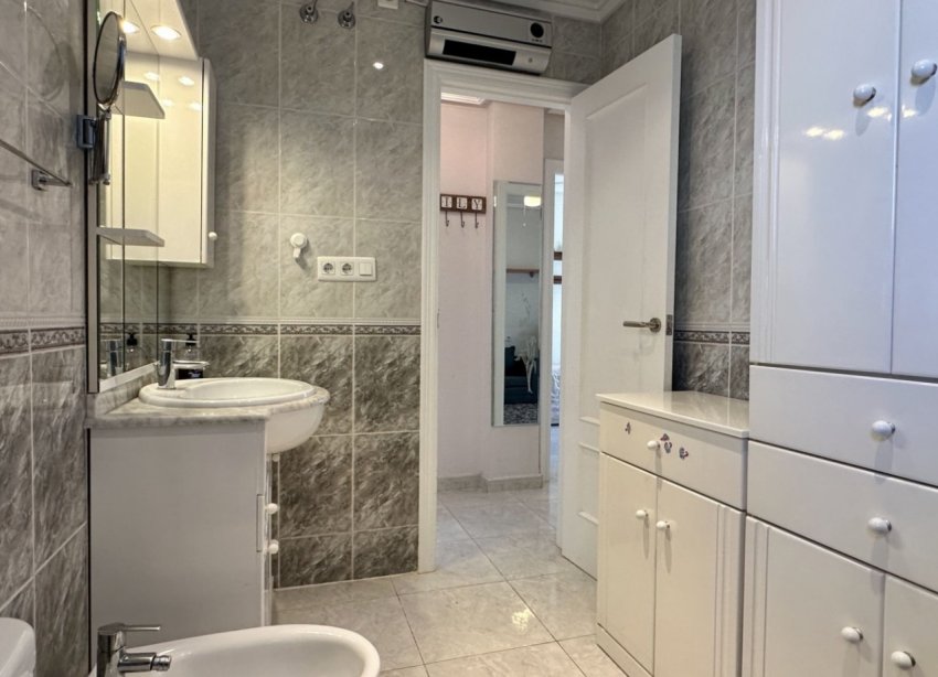 Reventa - Villa - Orihuela Costa - Los Altos