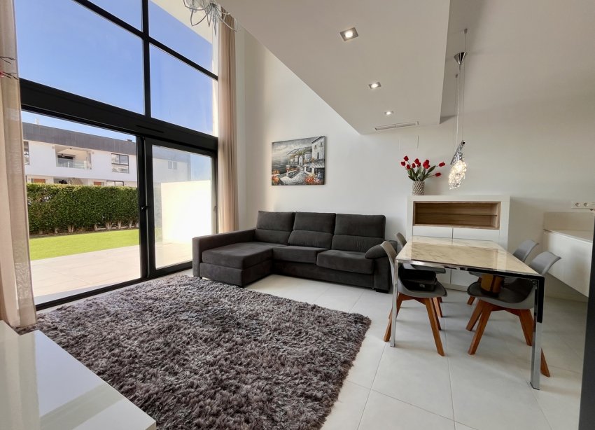 Reventa - Villa - Orihuela Costa - Los Dolses