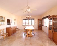 Reventa - Villa - Orihuela Costa - MUY CERCA DE LA PLAYA