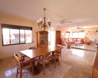 Reventa - Villa - Orihuela Costa - MUY CERCA DE LA PLAYA