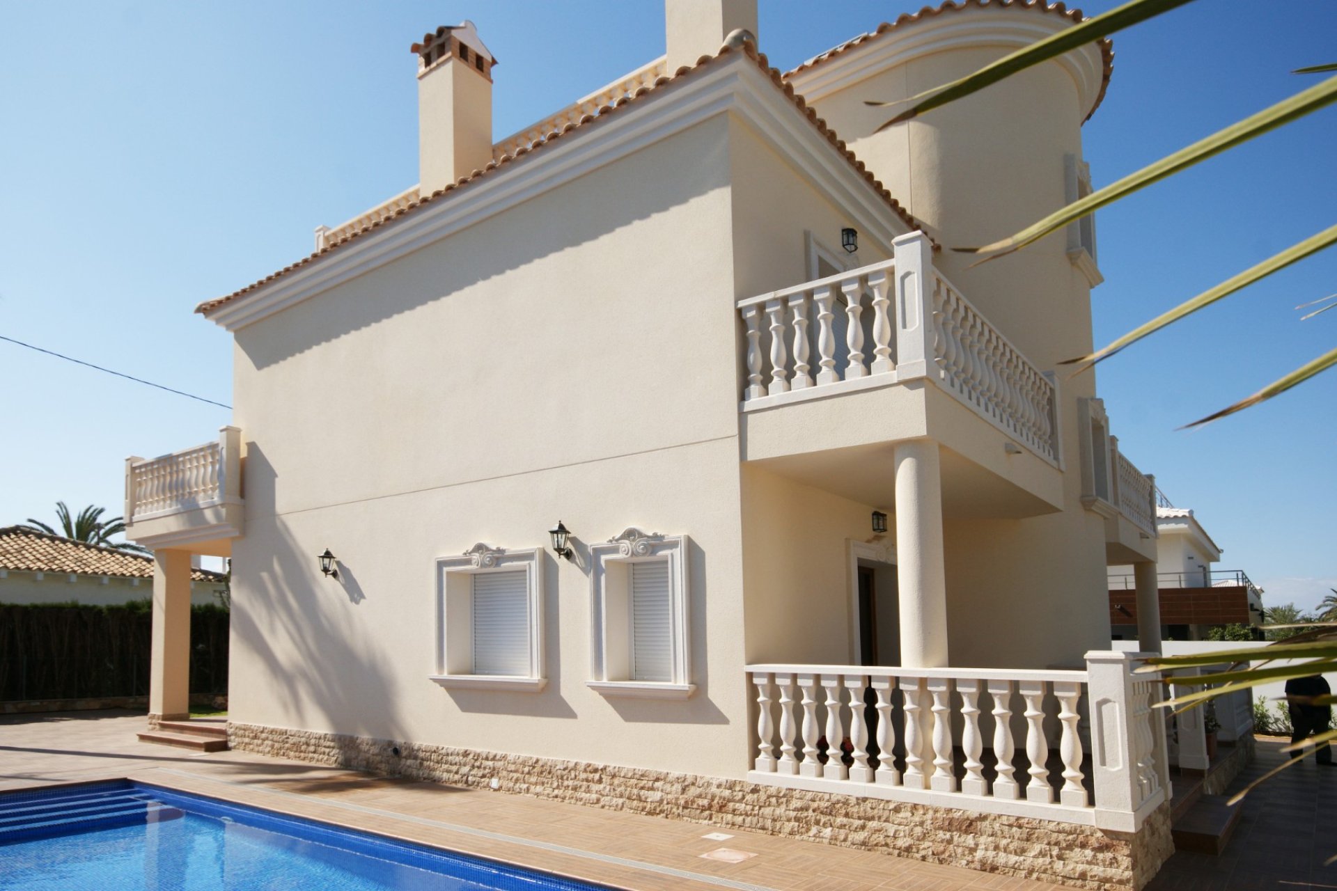 Reventa - Villa - Orihuela Costa - MUY CERCA DE LA PLAYA