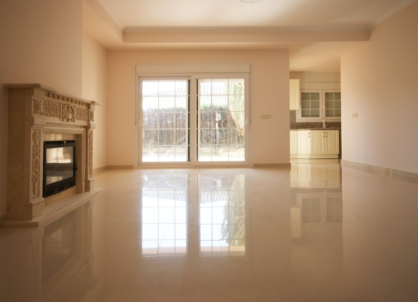 Reventa - Villa - Orihuela Costa - MUY CERCA DE LA PLAYA