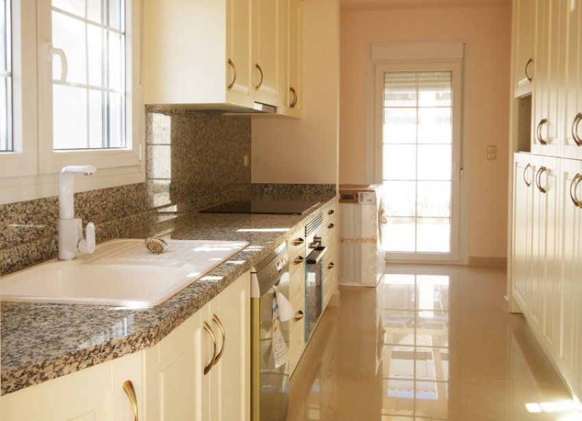 Reventa - Villa - Orihuela Costa - MUY CERCA DE LA PLAYA