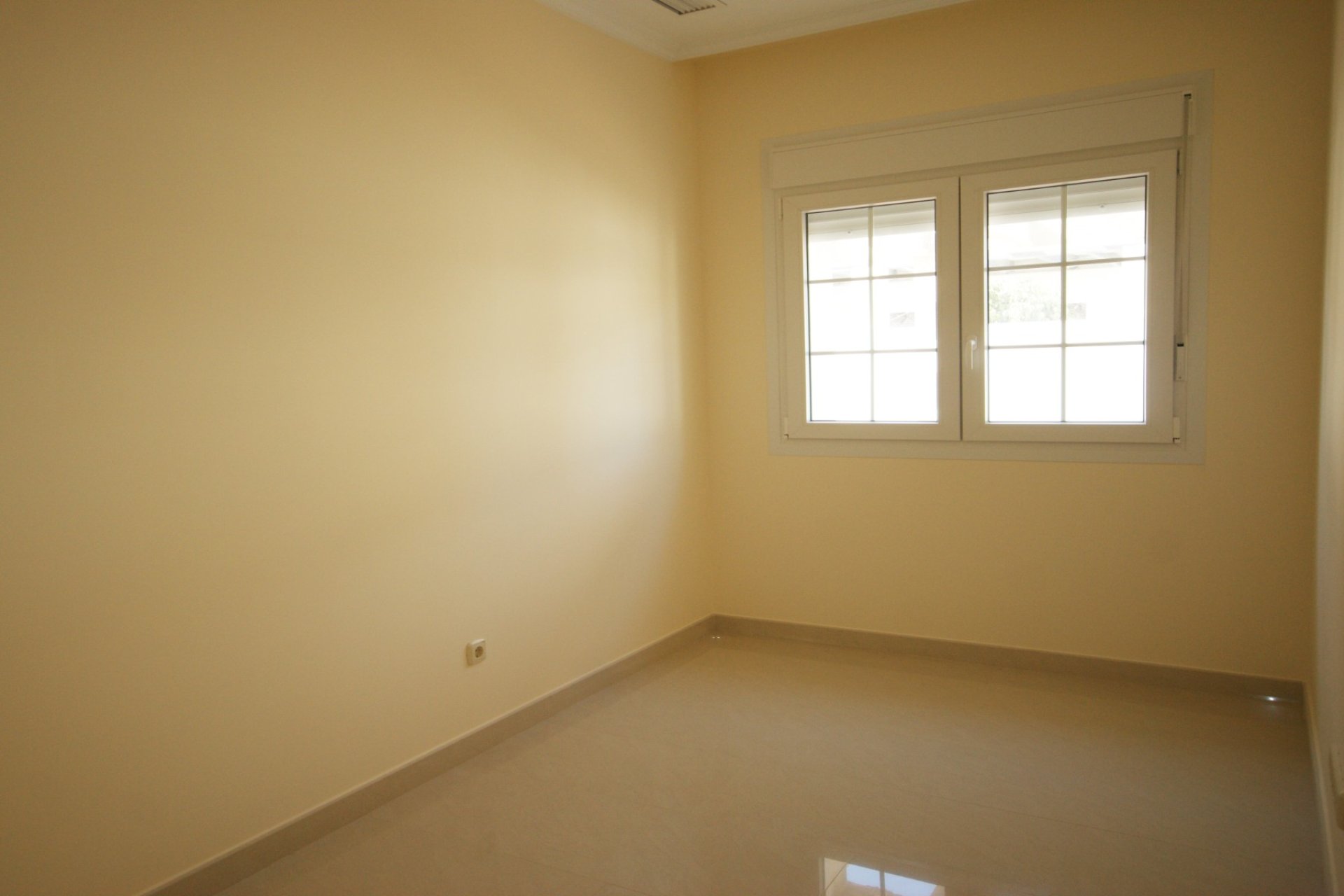 Reventa - Villa - Orihuela Costa - MUY CERCA DE LA PLAYA