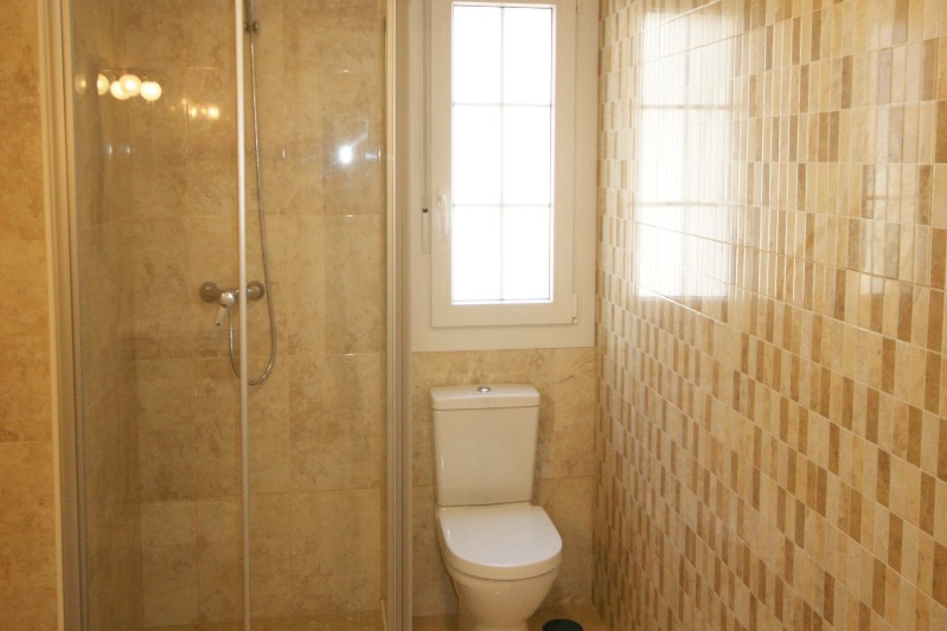 Reventa - Villa - Orihuela Costa - MUY CERCA DE LA PLAYA