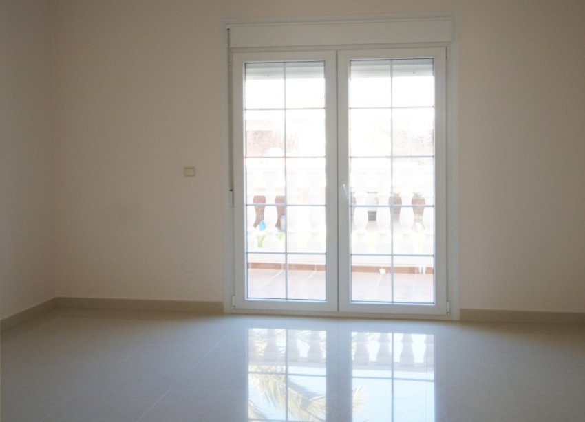 Reventa - Villa - Orihuela Costa - MUY CERCA DE LA PLAYA