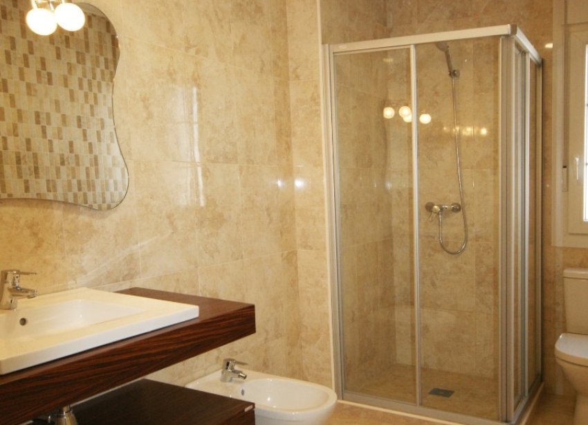 Reventa - Villa - Orihuela Costa - MUY CERCA DE LA PLAYA