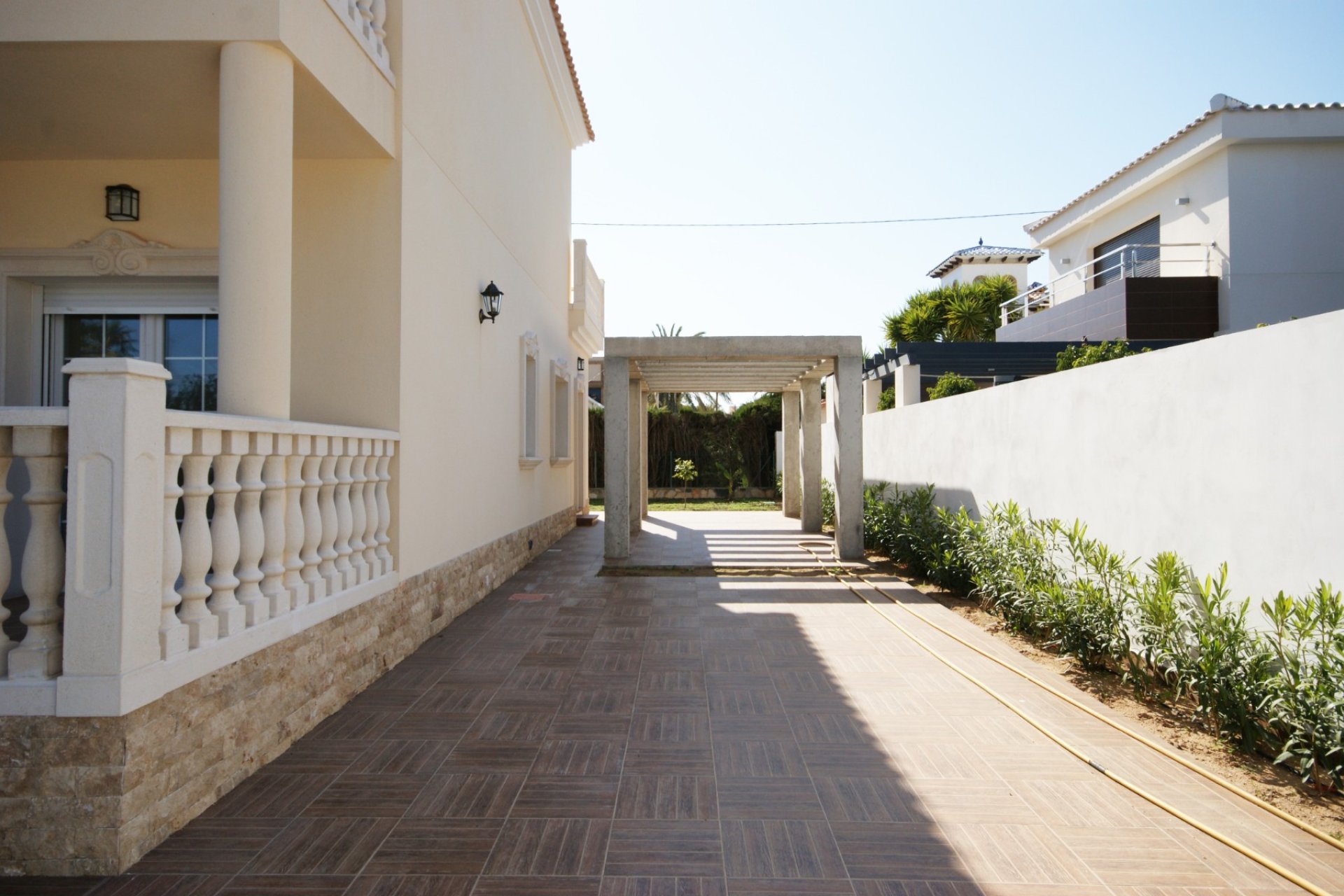 Reventa - Villa - Orihuela Costa - MUY CERCA DE LA PLAYA