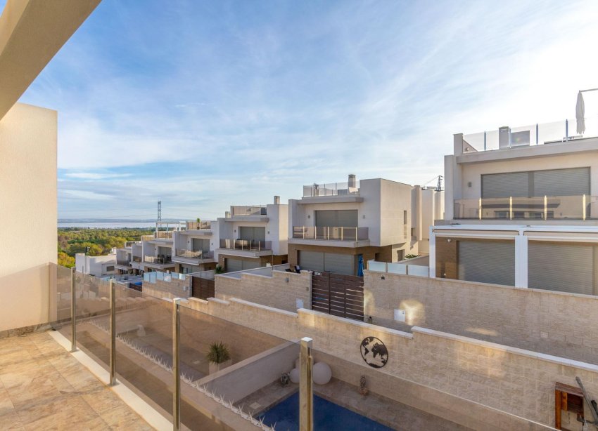 Reventa - Villa - Orihuela Costa - PAU 26